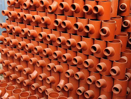 敦煌寒露时节，金利建材助您构建坚固排水系统